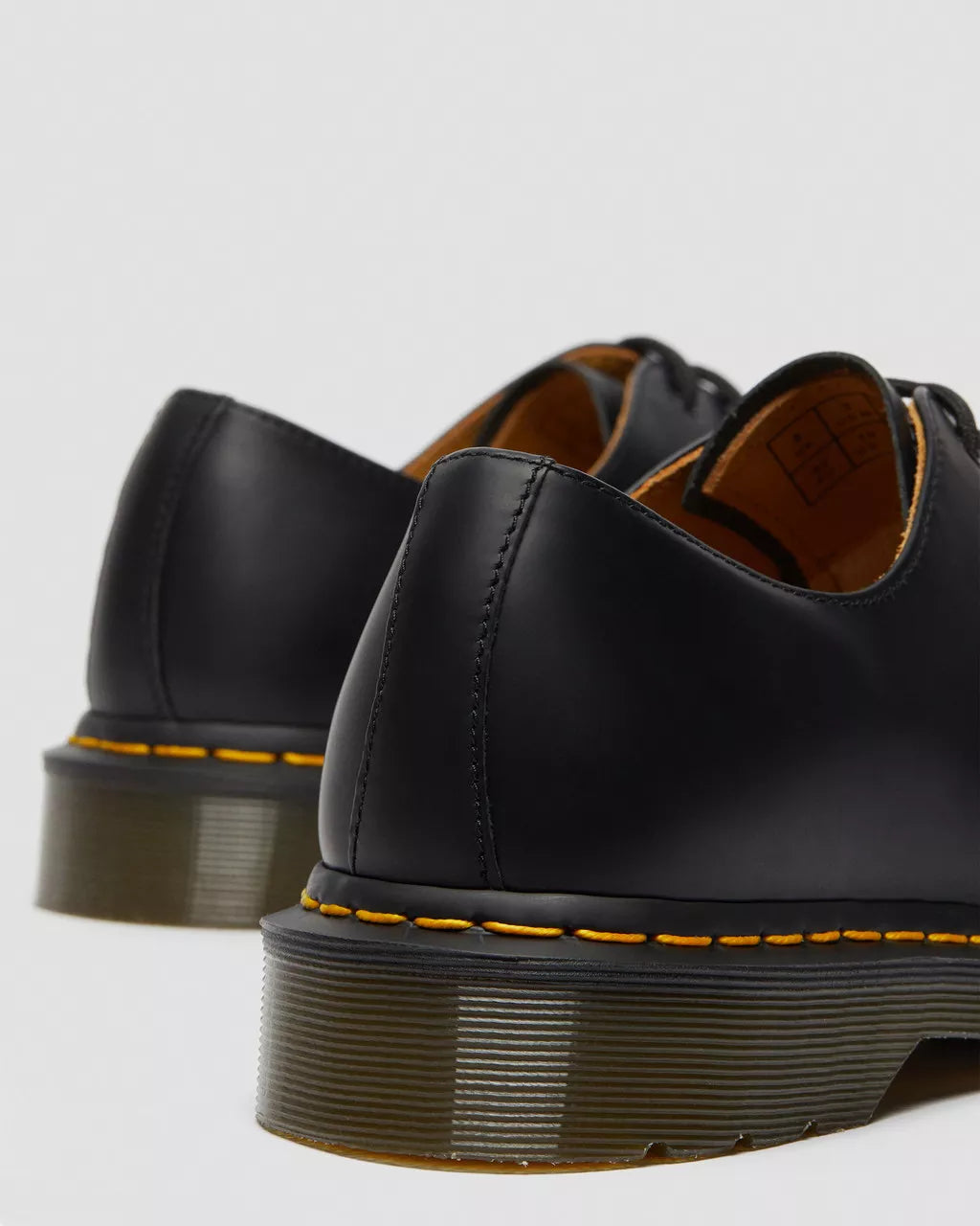 Dr Martens 1461 3-Eye Smooth Leather Oxford Shoes Unisex