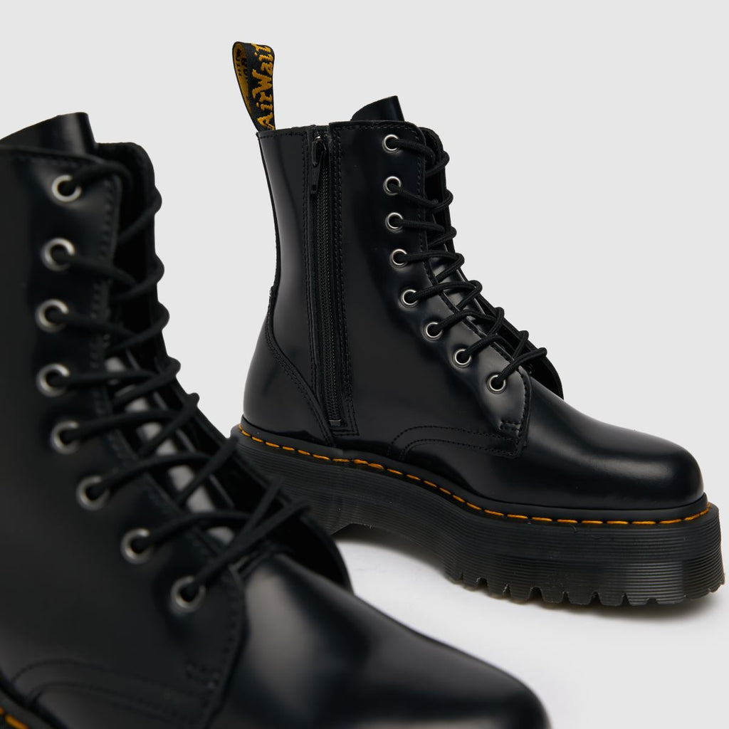 Dr Martens Jadon 8-Eye Smooth Leather Platform Boots Unisex