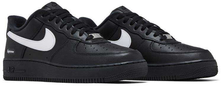 Supreme x Nike Air Force 1 Low 'Box Logo' Trainers in Black and White