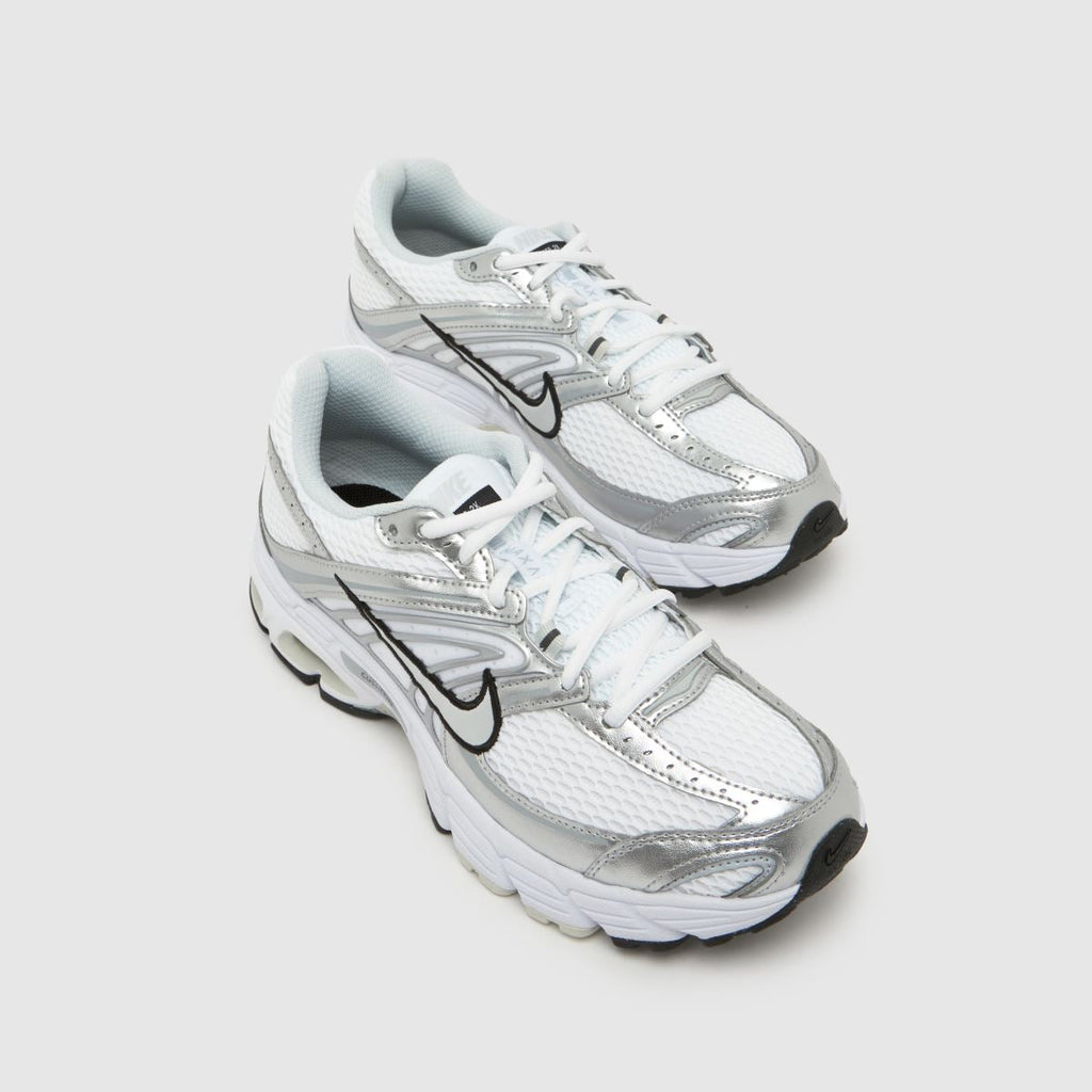 Nike Air Max Moto 2K Trainers in Grey and White