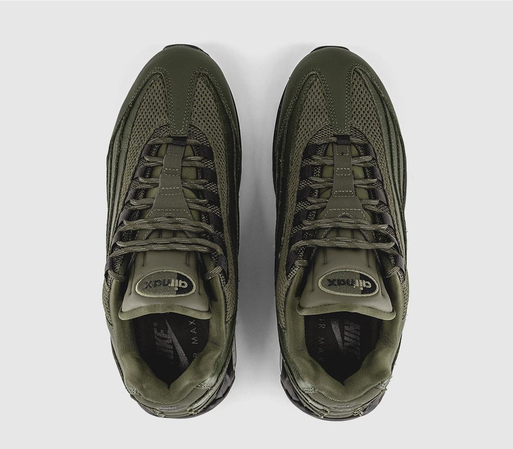 Nike Air Max 95 Trainers in Cargo Khaki