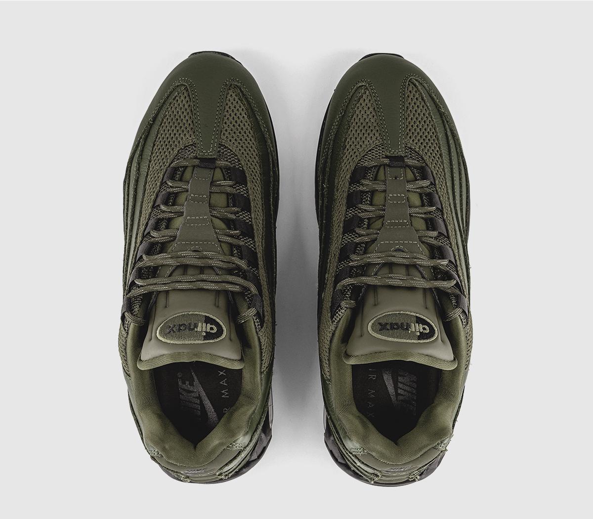 Nike Air Max 95 Trainers in Cargo Khaki