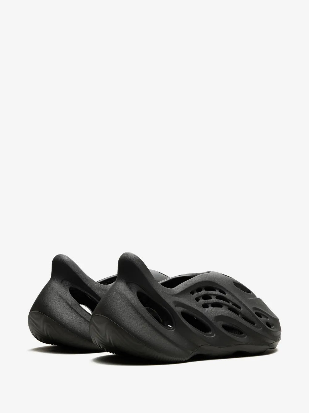 adidas Yeezy Foam Runner 'Carbon' Slip-On Sneakers