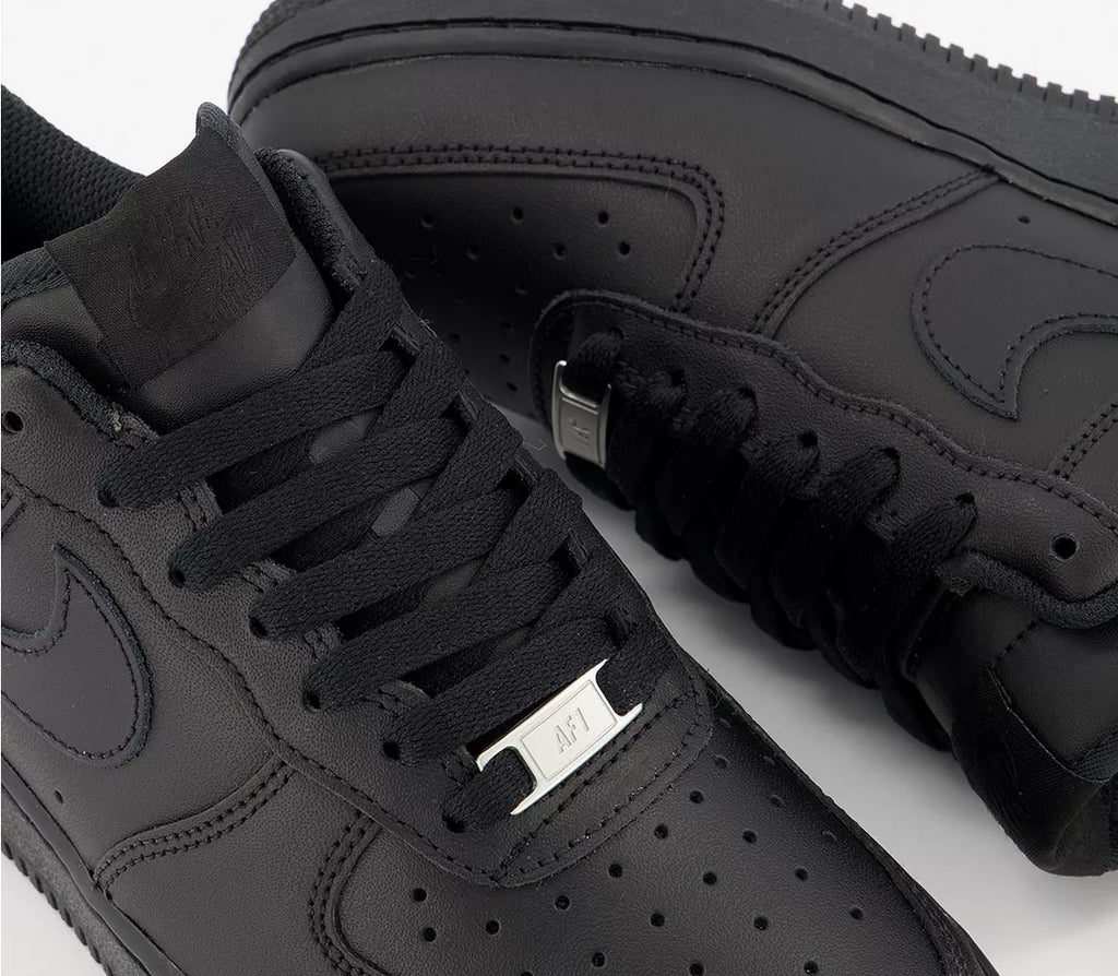 Nike Air Force 1 '07 Trainers in Triple Black