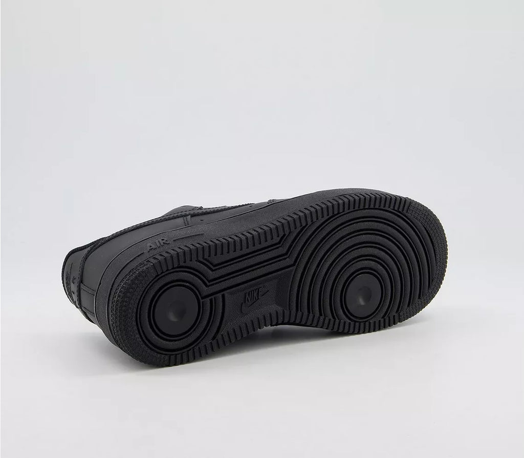 Nike Air Force 1 '07 Trainers in Triple Black