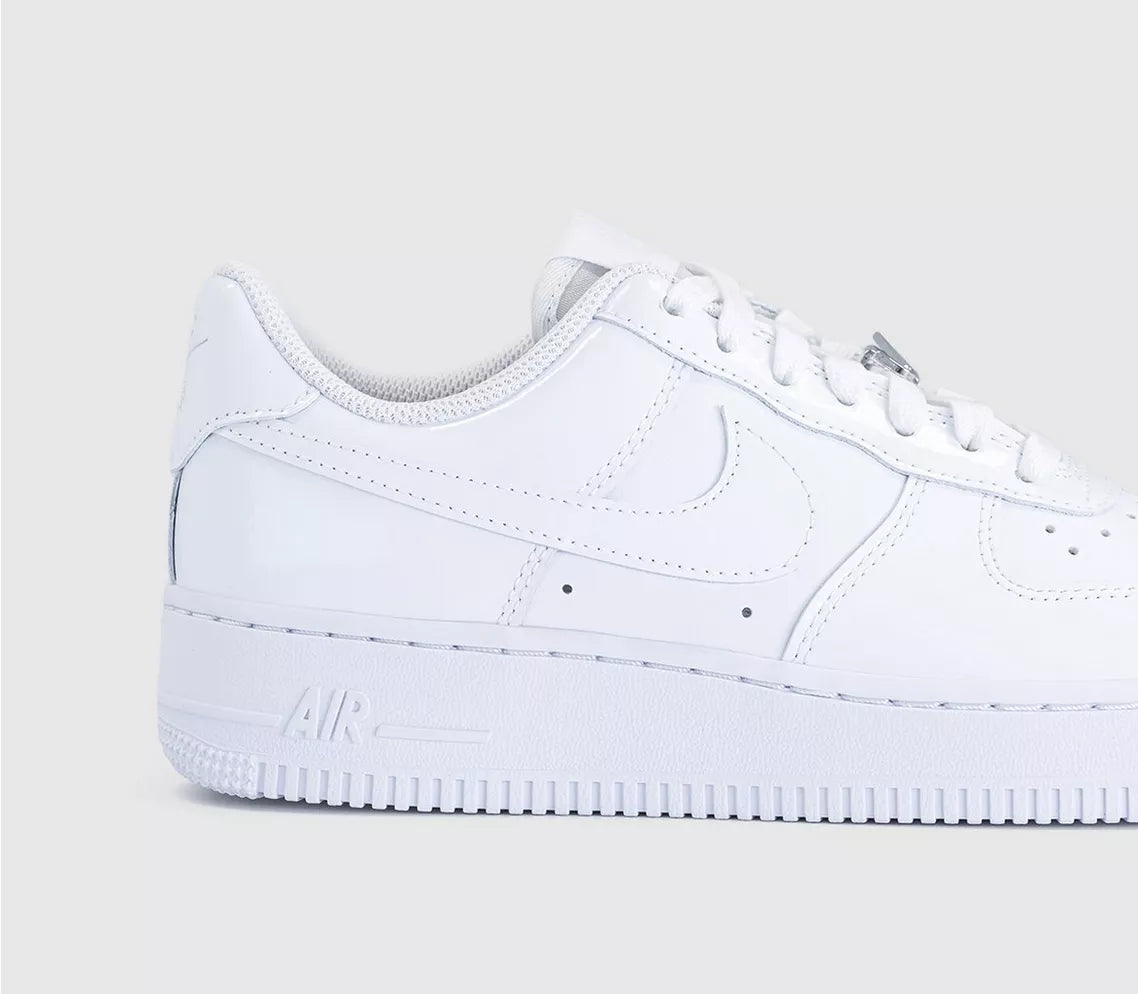 Nike Air Force 1 '07 Trainers in Triple White