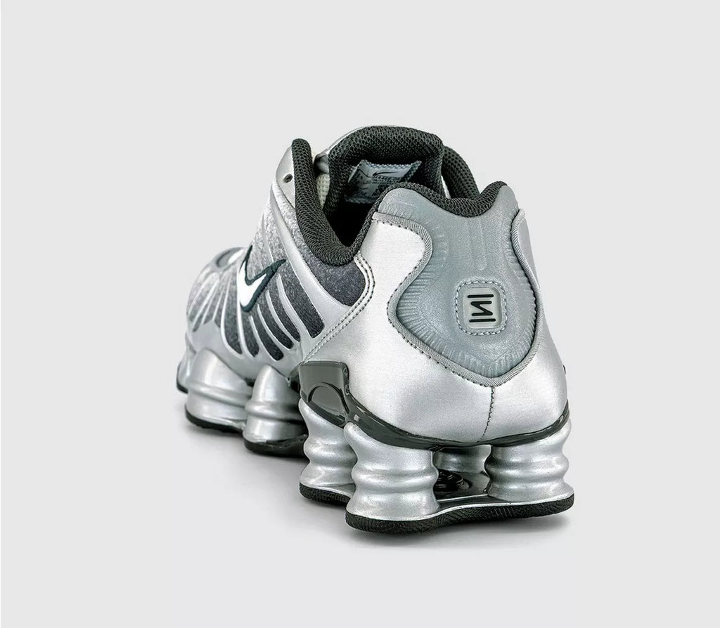 Nike Shox TL Unisex Trainers in Silver