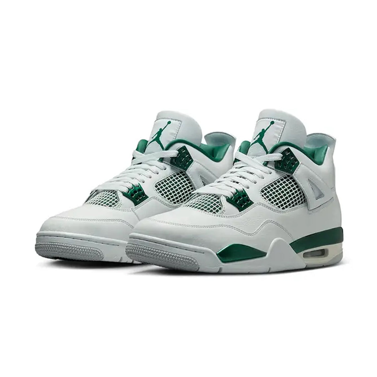 Air Jordan 4 Retro Trainers in White and Oxidised Green