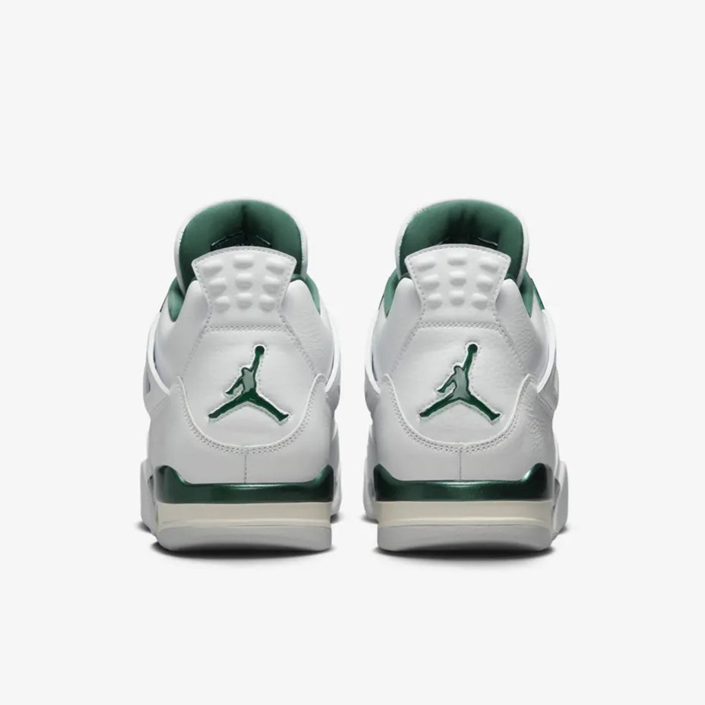 Air Jordan 4 Retro Trainers in White and Oxidised Green