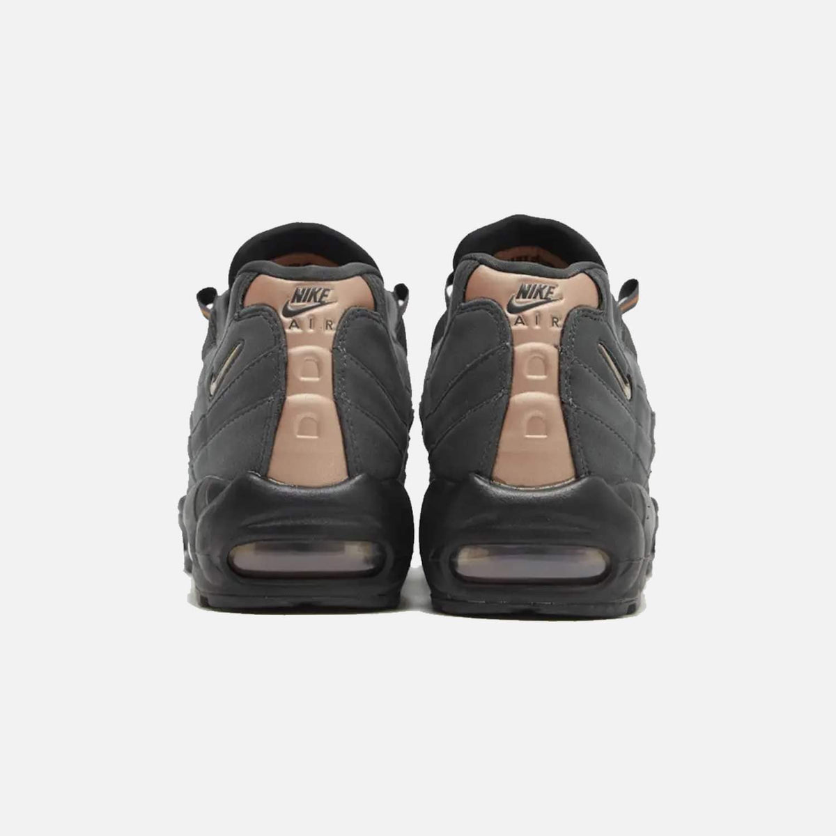 Nike Air Max 95 x Syna World Trainers in Black