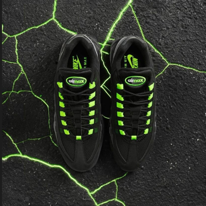 Nike Air Max 95 Reverse Neon Trainers in Grey and Black