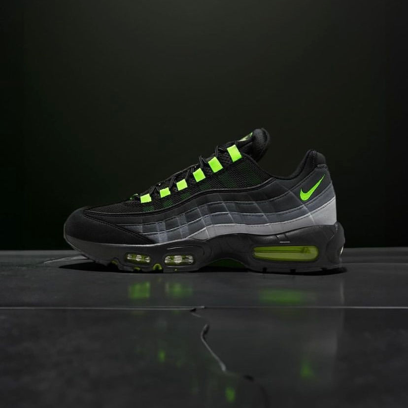 Nike Air Max 95 Reverse Neon Trainers in Grey and Black