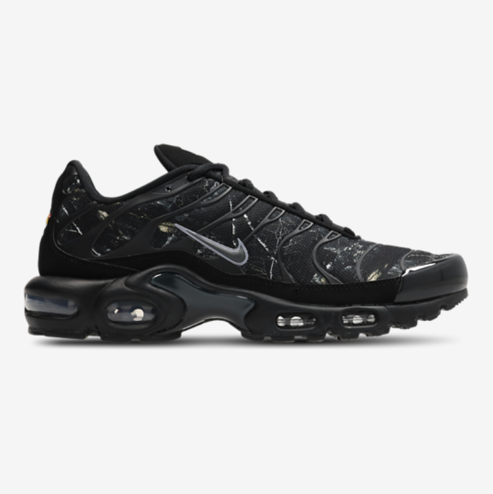 Nike Air Max TN Tuned 1 Trainers in Dk Smoke Grey-Mtlc Cool Grey