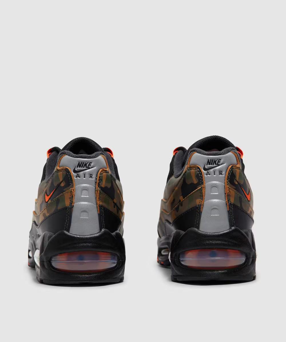 Nike Air Max 95 OG Trainers in Orange Camo