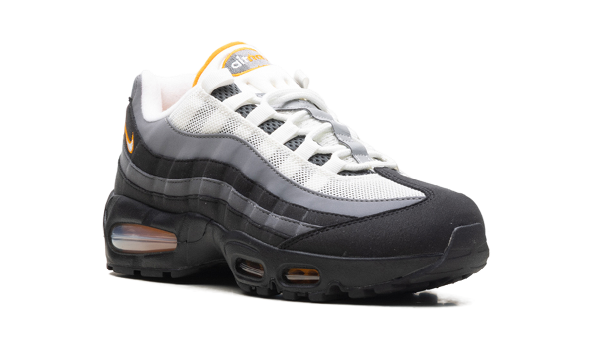 Nike Air Max 95 OG Big Bubble Trainers in Black and Bright Ceramic
