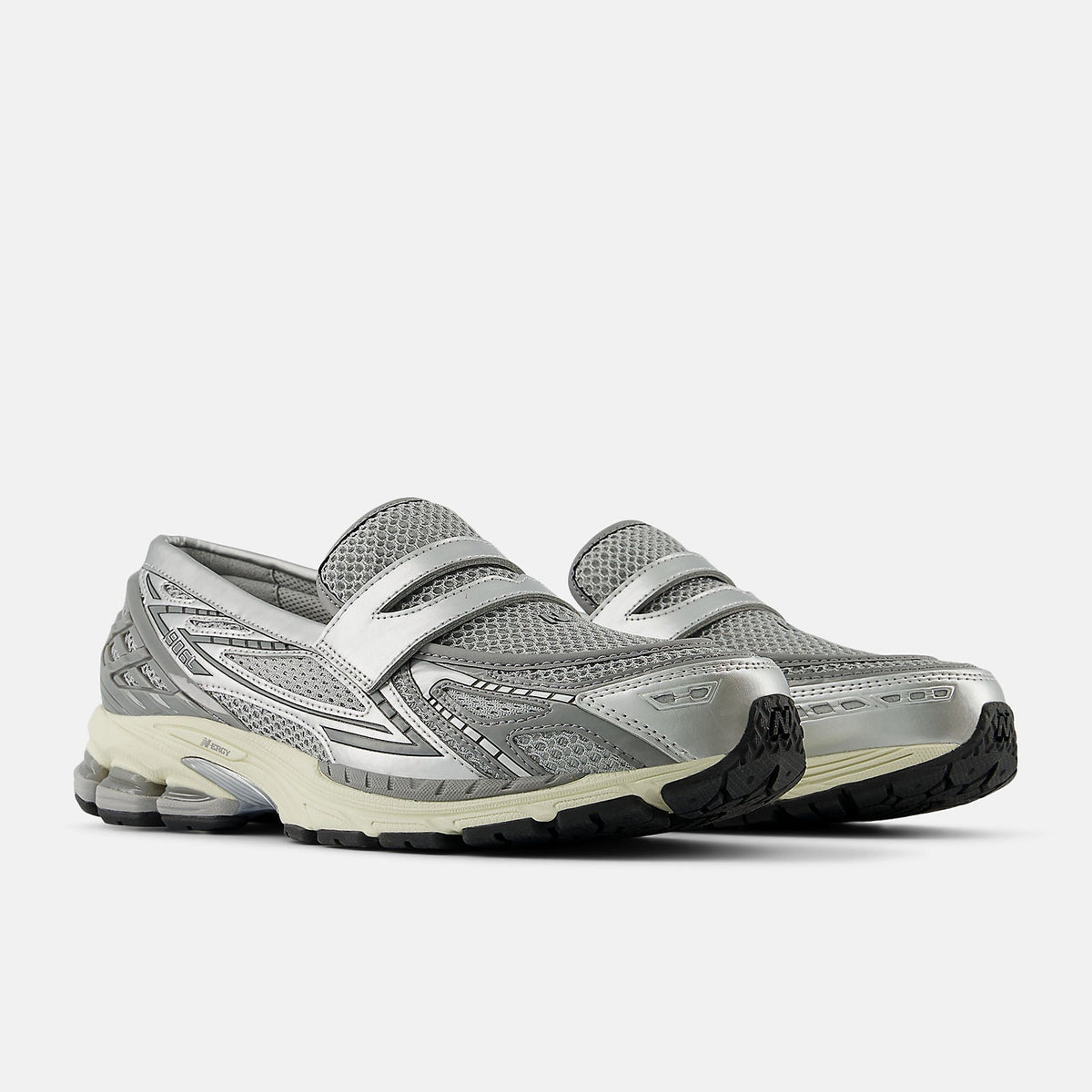 New Balance 1906L Unisex Trainers in Silver