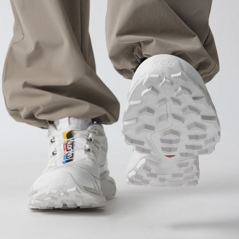 Salomon XT-6 Unisex Trainers in White and Lunar Rock
